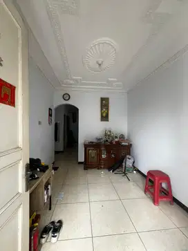 Di jual cepat rumah metro permata 1 ciledug tangerang