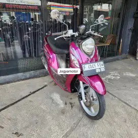 Yamaha fino tahun 2016 cash