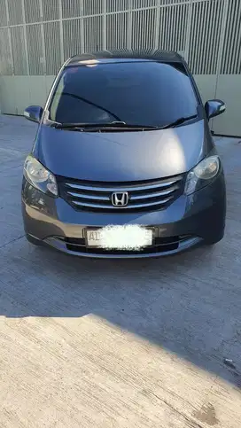 Honda Freed Istimewa