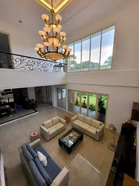 Dijual rumah di Alam Sutera Tangerang dekat sekolah St. Laurensia