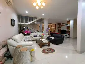 Dijual Rumah Nyaman di Sektor 5 Bintaro Jaya