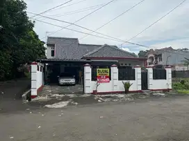 Rumah Hoek Di Perumahan Kedungbadak Baru Dekat Tol