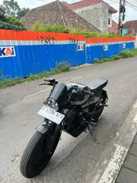 FS CUSTOM KAWASAKI ATHLETE