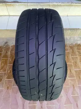 Ban Bridgestone Potenza Adrenalin RE003 235 50 r18 1Pcs