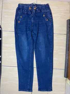 Celana Panjang Jeans Karet