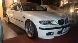 Dijual BMW e46 330i 2003