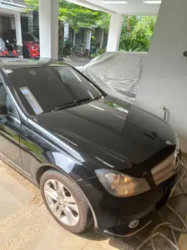 Mercedes Benz C200 Avantgarde 2012