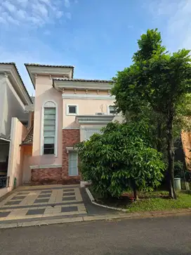 Dijual Cepat Cluster Alicante, Semi Furnished Gading Serpong