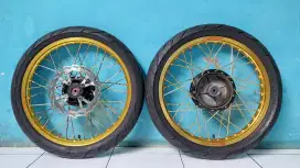 Velg Set Jari-Jari Gold Ring 17