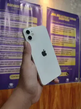 Iphone 11 128gb iBox mulus fullset original. TT juga bisa