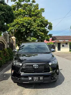 Toyota Kijang Innova Venturer Metic Diesel