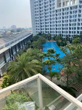 Jual APT 1 BR Puri Mansion Jakarta Barat siap huni view pool bagus