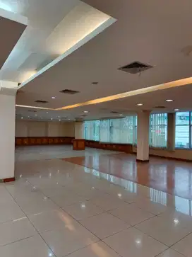 SEWA KANTOR DI TEBET JAKSEL JAKARTA SELATAN STRATEGIS 700m2