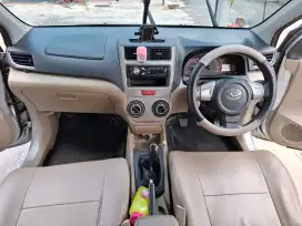 Daihatsu xenia R Deluxe 2014 silver