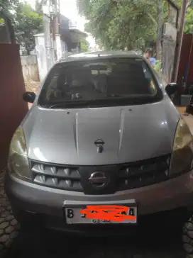 Jual mobil grandlivina
