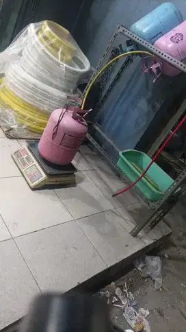 SERPIS AC DAN KULKAS