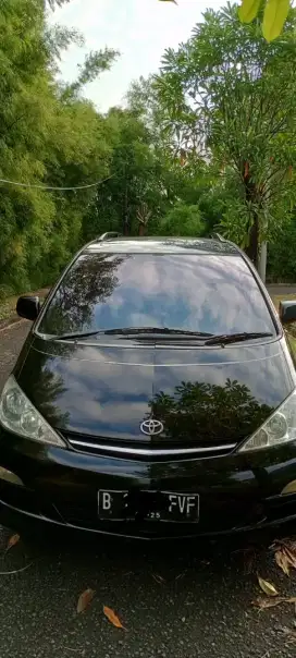 Toyota Previa 2.4 L AT Matic 2005 Mobil Keluarga Terawat paling TOP