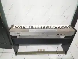 Piano casio privia PX 310