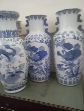 3 guci biru pajangan bisa nego