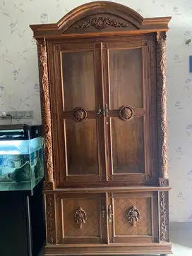 Lemari Kaca Kayu Jati - Kokoh dan Kuat P 120 L 45  T 220 CM
