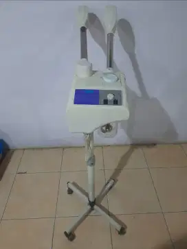 Uap facial alat kecantikan