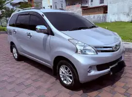 DAIHATSU XENIA 1.3 R DLX MT 2012 DP 10 JUTA
