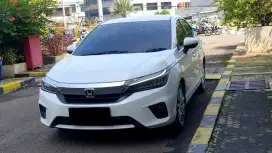 Honda city sedan cvt 2021 putih pajak panjang siap pakai