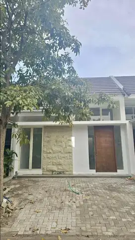 Jual rumah cantik minimalis di northwest citraland surabaya barat