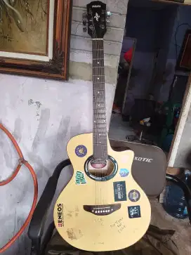 Gitar akustik Yamaha apx. ceper mulus no minus