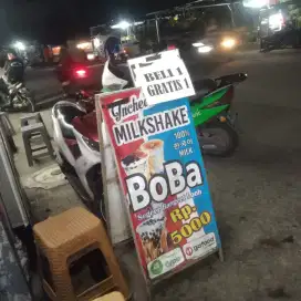 DIBUTUHKAN SEGERA KARYAWAN UNTUK JAGA STAND MINUMAN