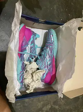 SEPATU FUTSAL MILLS VONIX IN UK 41