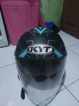 Helm KYT Double Visor