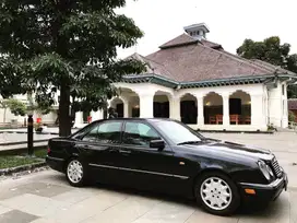 Mercedes-Benz E320 1997 Bensin