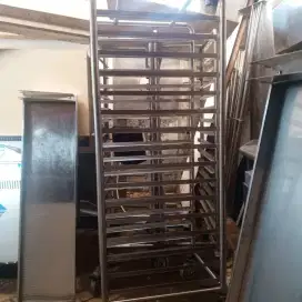 Trolley rak adonan