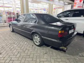 BMW 520i 1992 Bensin