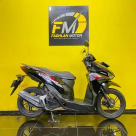 Honda Vario 125 2022 hitam glossy kunci lengkap