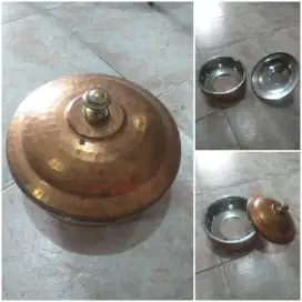 Tempat Makanan Panci Mewah
