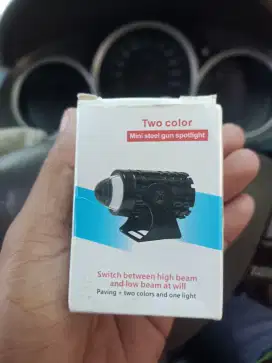 Di jual lampu tembak terang x untuk semua kendaraan mobil,motor
