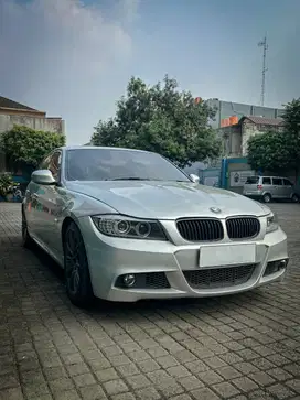 BMW 325i M-Edition limited 2011 (sunroof) - Unit Langka