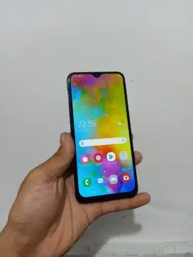 SAMSUNG M20 4/64gb