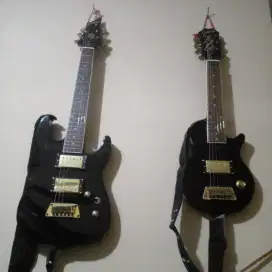Gitar listrik epiphone mini gold dan schecter junior gold