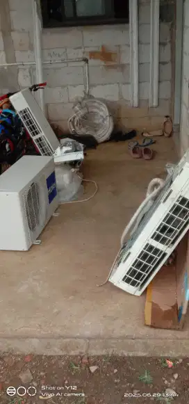 Di cari AC yg sudah tidak terpakai atau AC mati