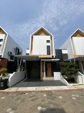 HUNIAN EKSLUSIF RUMAH MODERN BENDA BARU PAMULANG