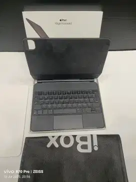 Apple Magic Keyboard untuk ipad Pro M2 / M1 Dan ipad Air dll