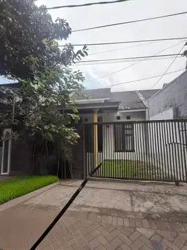 Dijual cepat, rumah 1 lantai dekat Grand Toserba Lebo