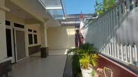 rumah tengah kota