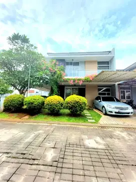 Rumah Hook Samping Taman Fasum 8031