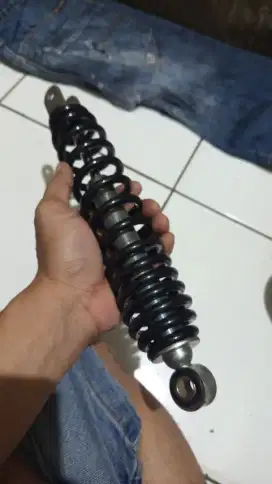 Shock belakang yamaha mio soul original