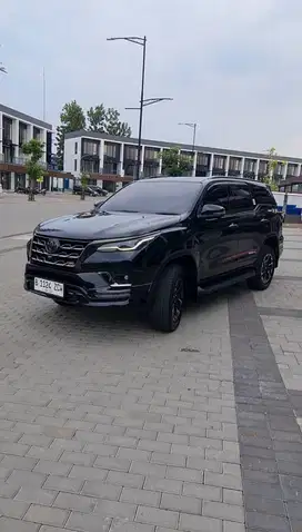 TOYOTA FORTUNER 2.4 TRD SPORTIVO 2021