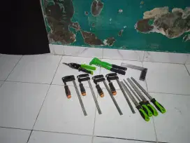 Alat bantu kerja las